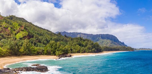 Lumahai Beach & River